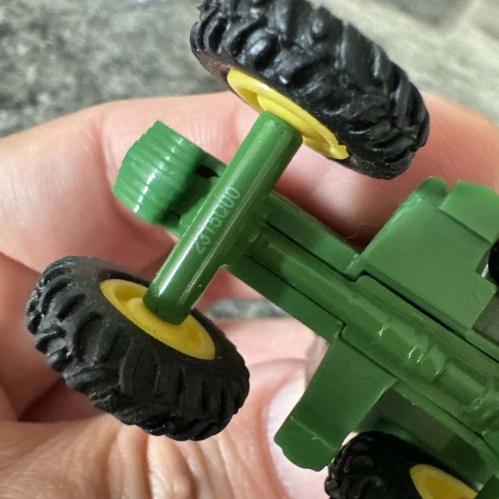 ERTL JOHN DEERE 8520 6400/6402 Tractors 1/64 Plastic Metal Used Toy 2 For 1‎